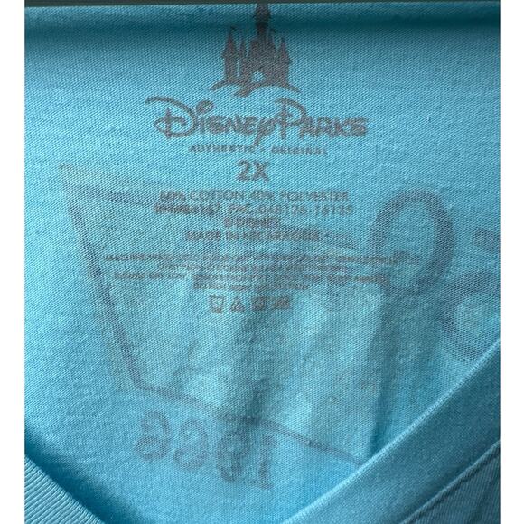 Disney Parks It's a Small World V-Neck Tee Shirt Limited Edition Blue Size 2X - Picture 4 of 7